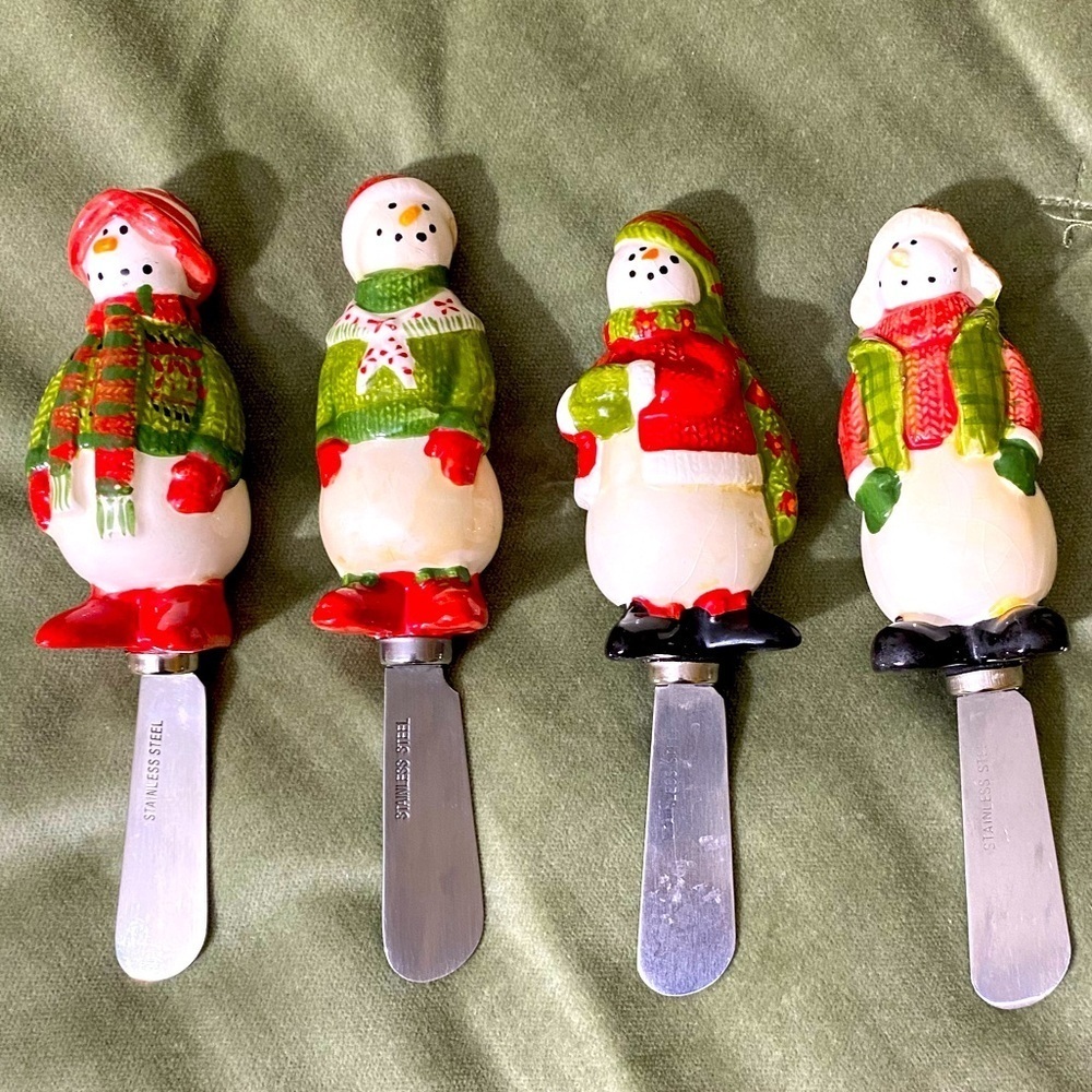 Holiday Spreader Set of 4 Snowman Themed Debbie Mumm Stainless Steel #16